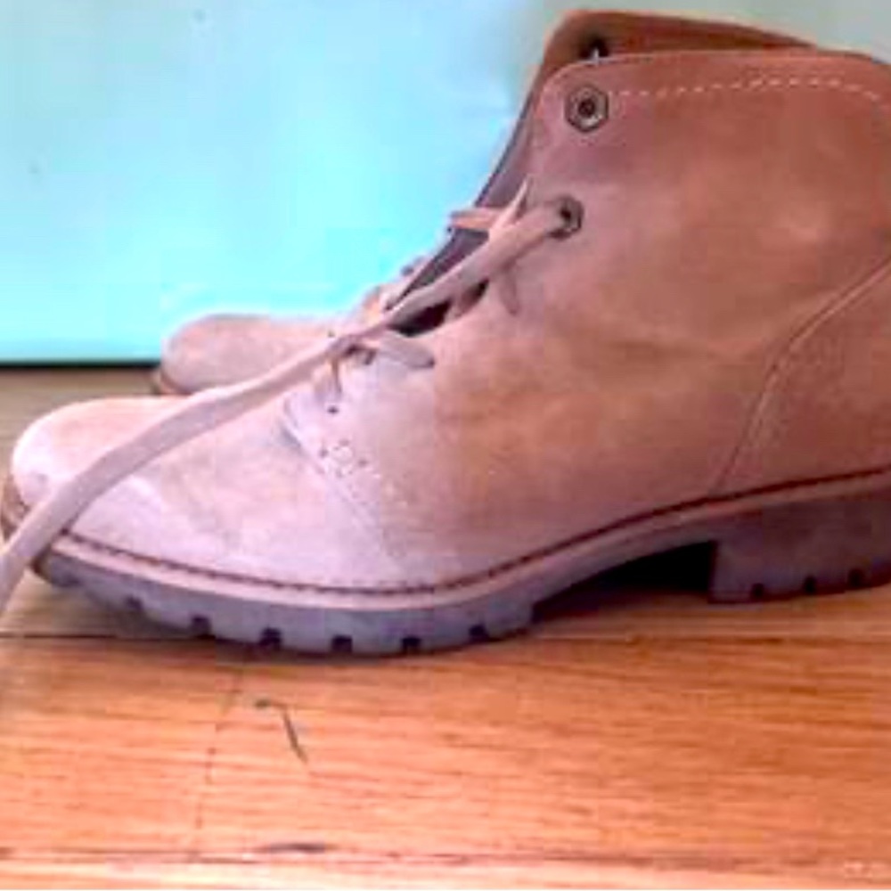 Timberland Women's Boots Size 7.5